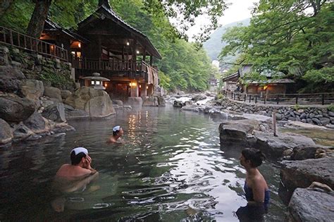 関東最大級の混浴露天風呂「宝川温泉」に行ってみた。